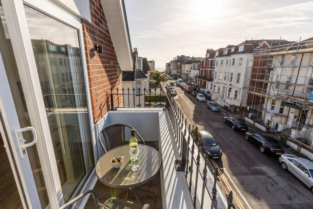 Sea Breeze - Coast Bournemouth Exterior foto